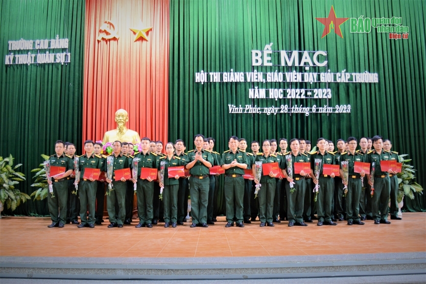 Bế mạc Hội thi giảng viên, giáo viên dạy giỏi năm học 2022-2023.