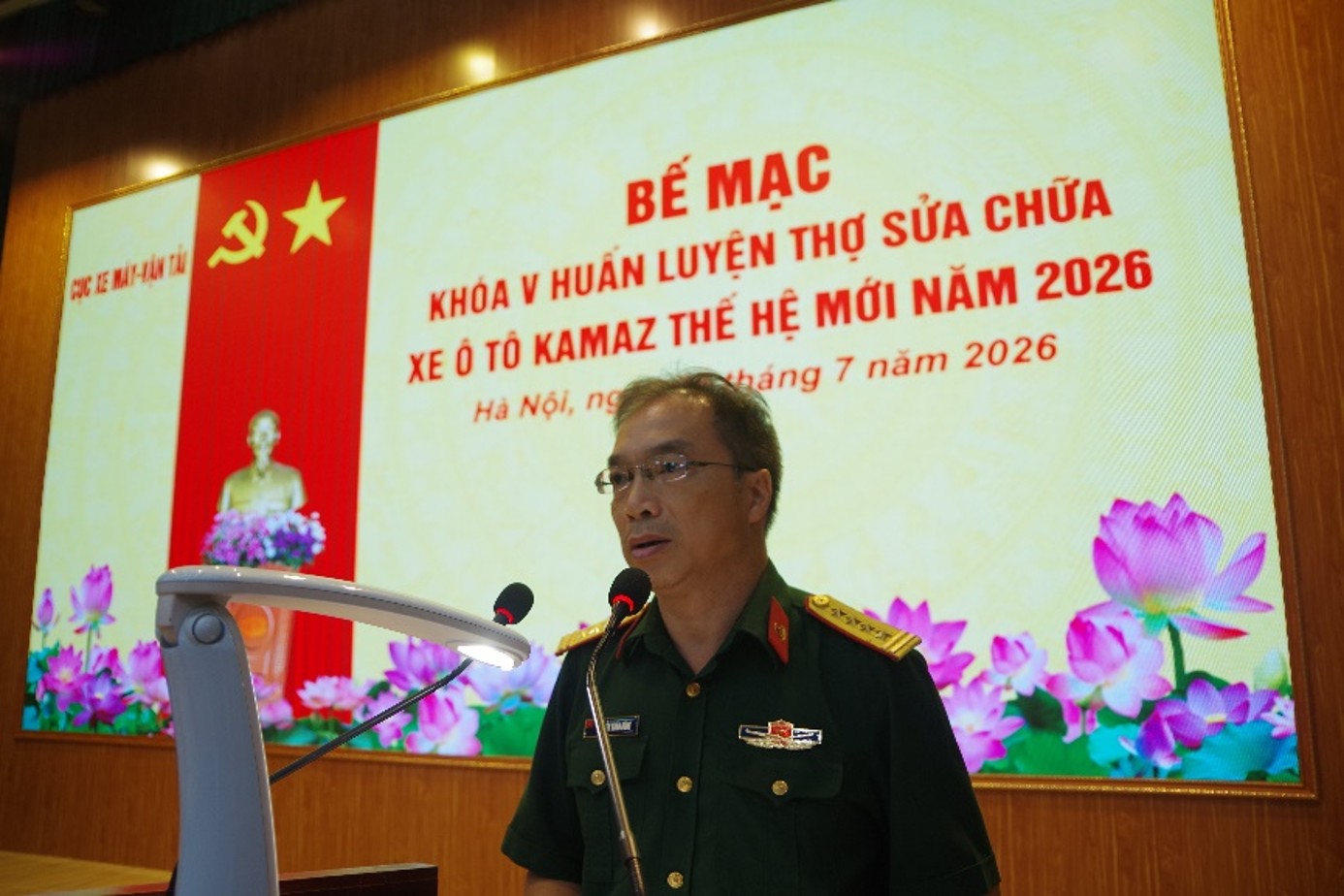 Cục Xe máy - Vận tải tổ chức bế mạc Khoá V huấn luyện thợ sửa chữa xe ô tô KAMAZ thế hệ mới năm 2026 tại Trường Cao đẳng Kỹ thuật quân sự 1